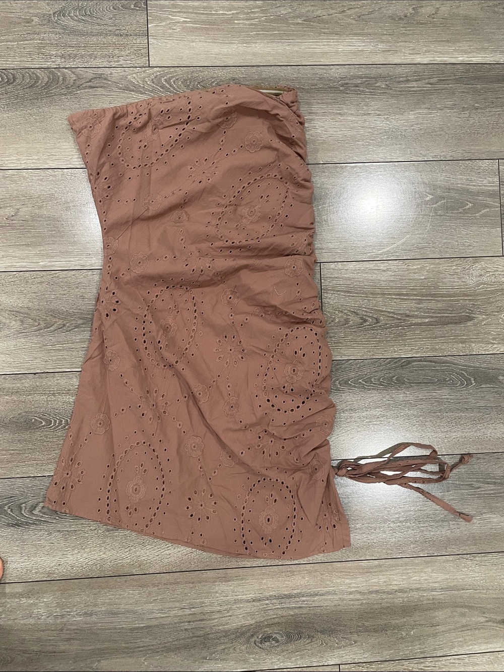 Sky to Moon - Strapless Eyelet Mini Skirt in Dusty Rose